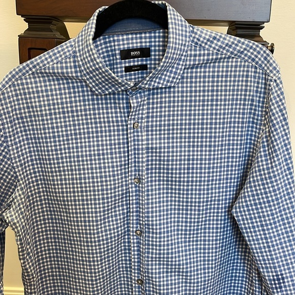 BOSS Hugo Boss Men’s Slim Fit Dress Shirt size L checkered Blue and white. - Picture 3 of 4